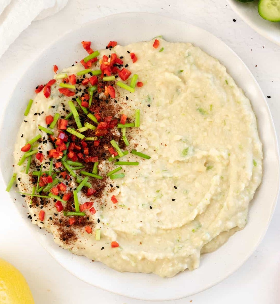 Veganiškas baltųjų pupelių mirkomasis padažas (angl. dip)